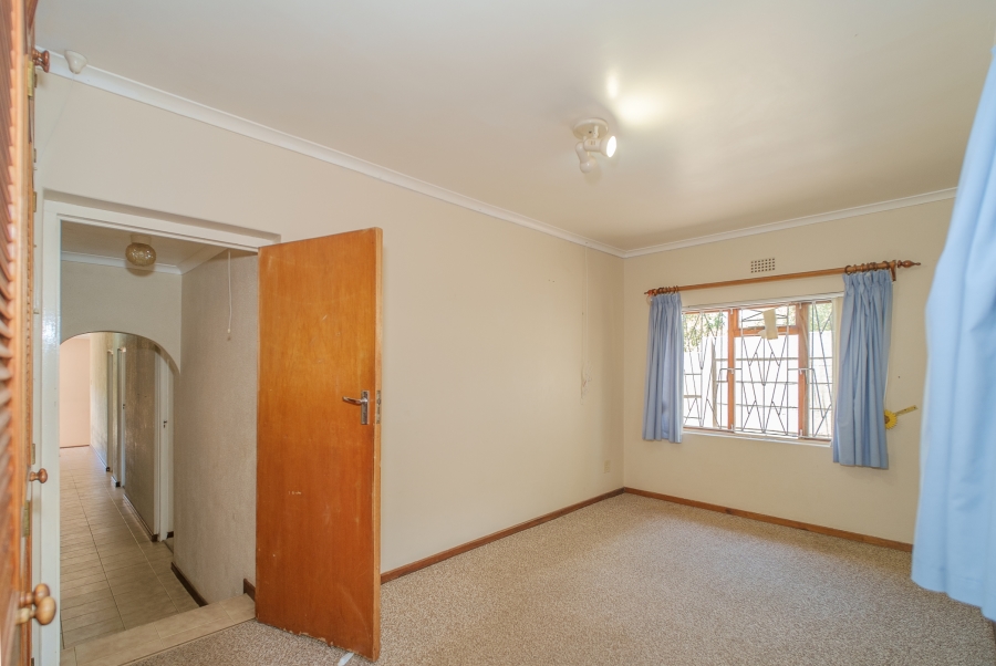 5 Bedroom Property for Sale in Kommetjie Western Cape